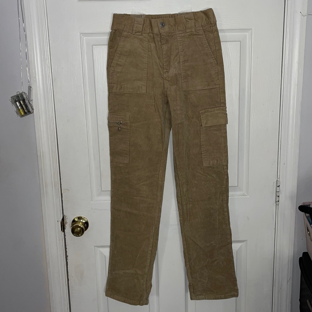 Women’s Khaki Cargo Pants